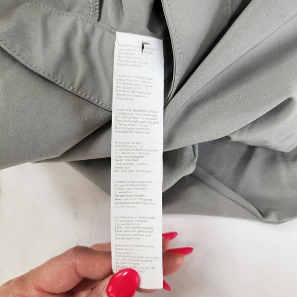 Fabletics Men's Grey Golf Pants Strech Performance Wear Classic Fit Size 30x32 - Picture 8 of 8